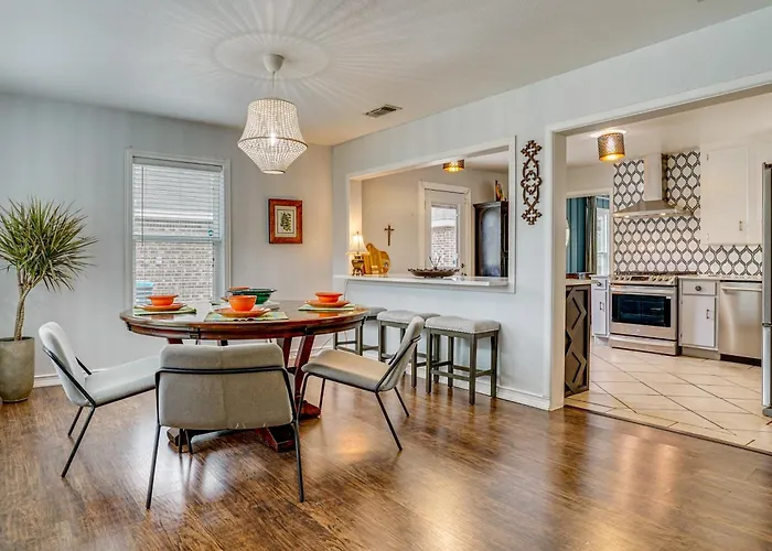 Family + Pet Friendly: Worth Near Tcu! Fort Worth