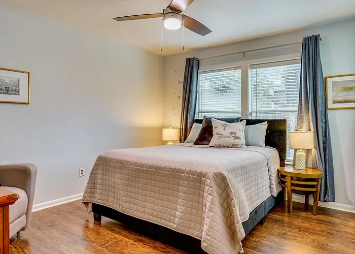 Family + Pet Friendly: Worth Near Tcu! Holiday home *